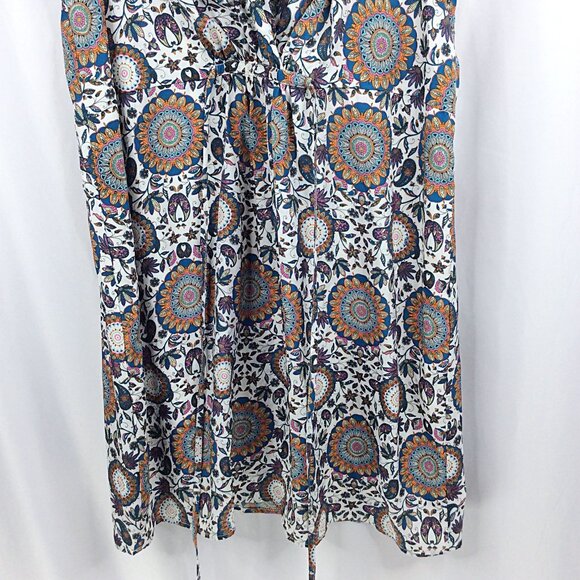 19 Cooper Dress Womens Size Large Sleeveless V-Neck Lightweight Medallion Print - Picture 4 of 7